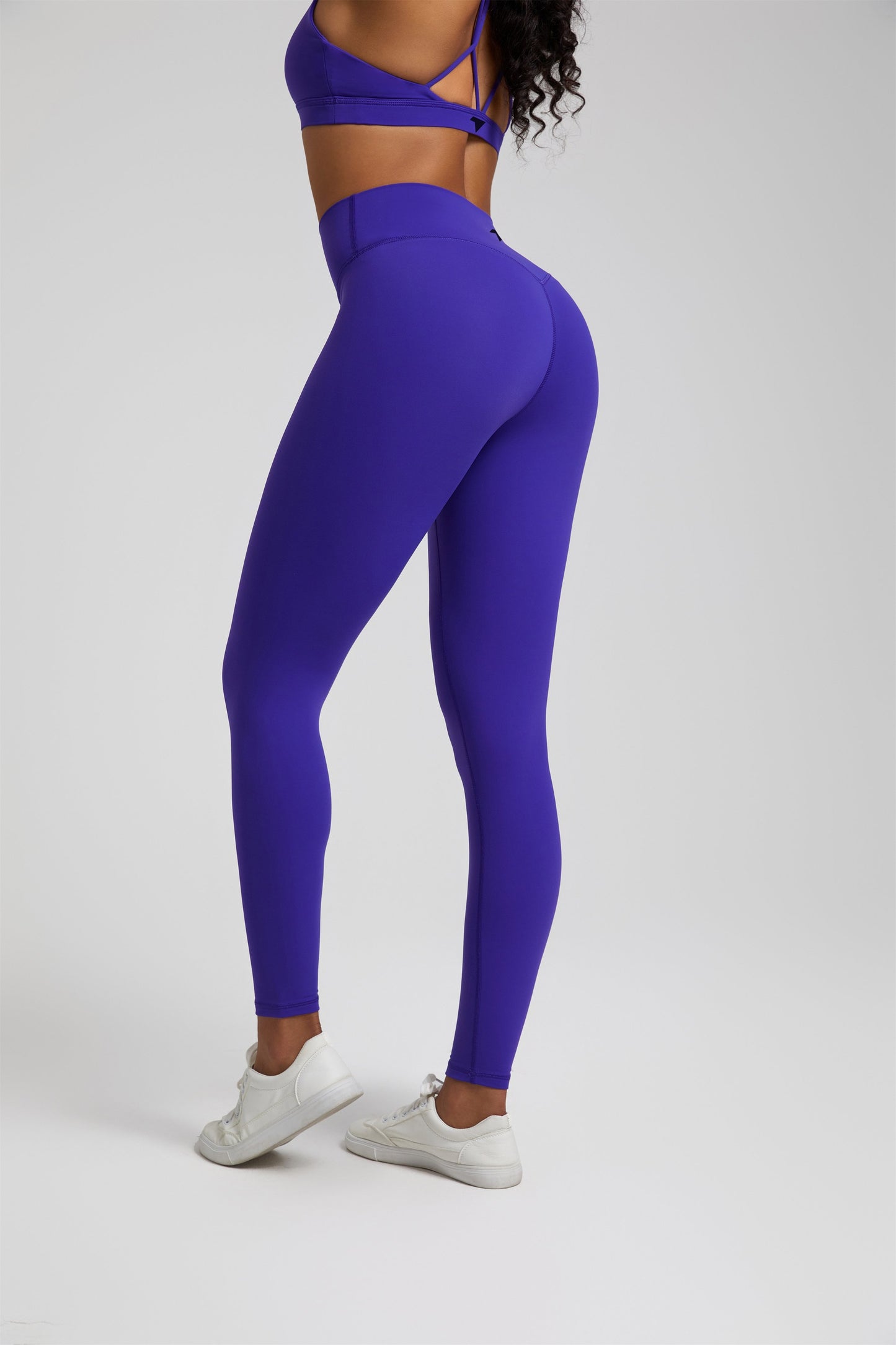 Sapphire blue v-contour legging